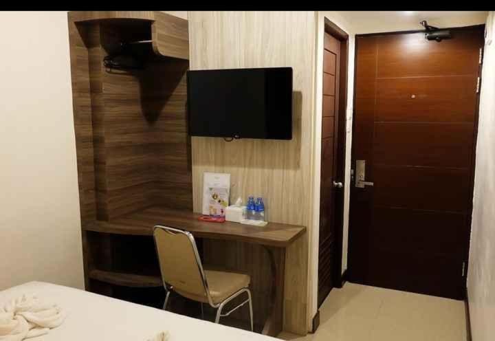 Hotel My Home Sintang Екстер'єр фото
